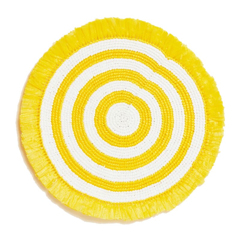 https://vongernhome.com/wp-content/uploads/2020/10/Woven-fringe-placemat-yellow-and-white.jpeg