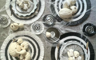 Halloween Decorations: Scarily Chic Tablescapes